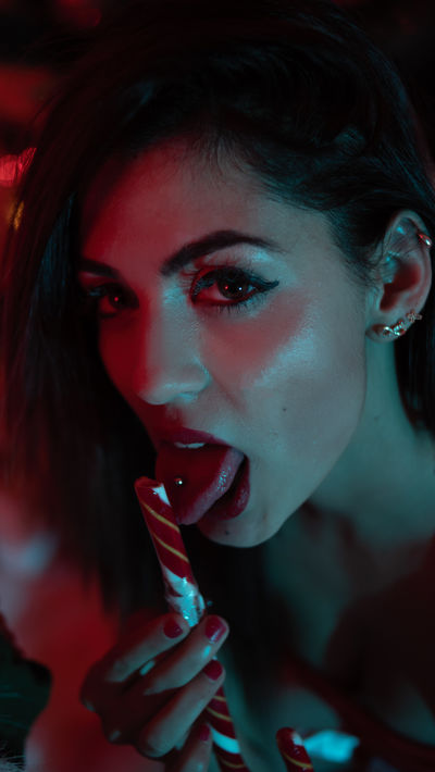 Aida Willow